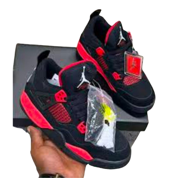 Air Jordan 4 Military
