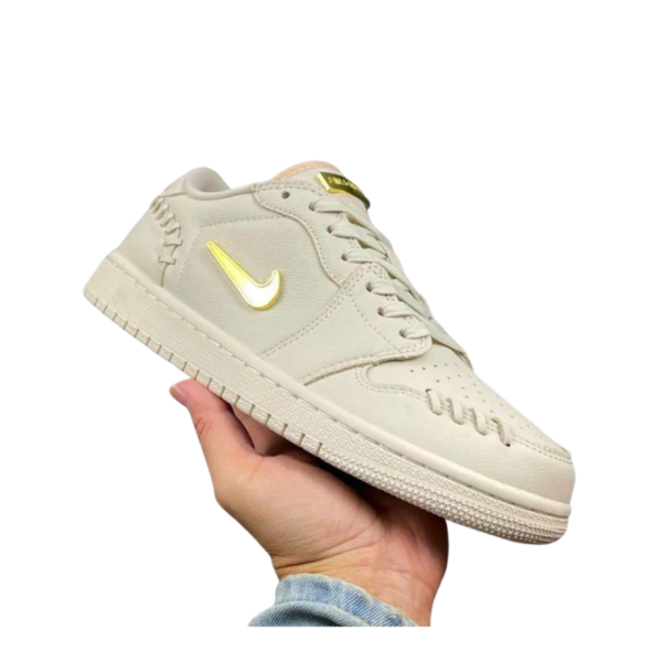 Nike Women's Air Jordan 1 Low